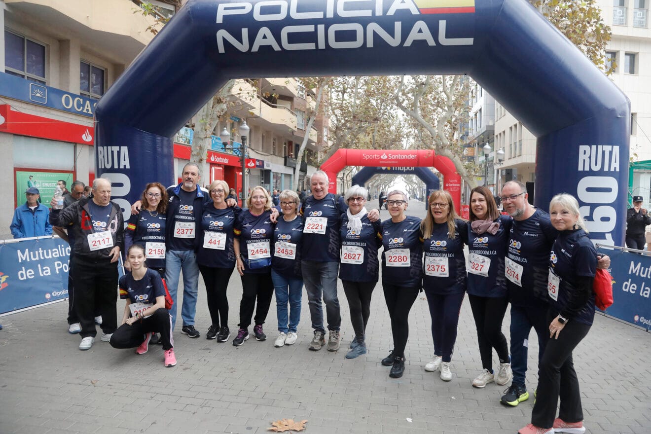 Carrera de la Policía Nacional por Luca 12