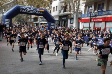 Carrera de la Policía Nacional por Luca 141