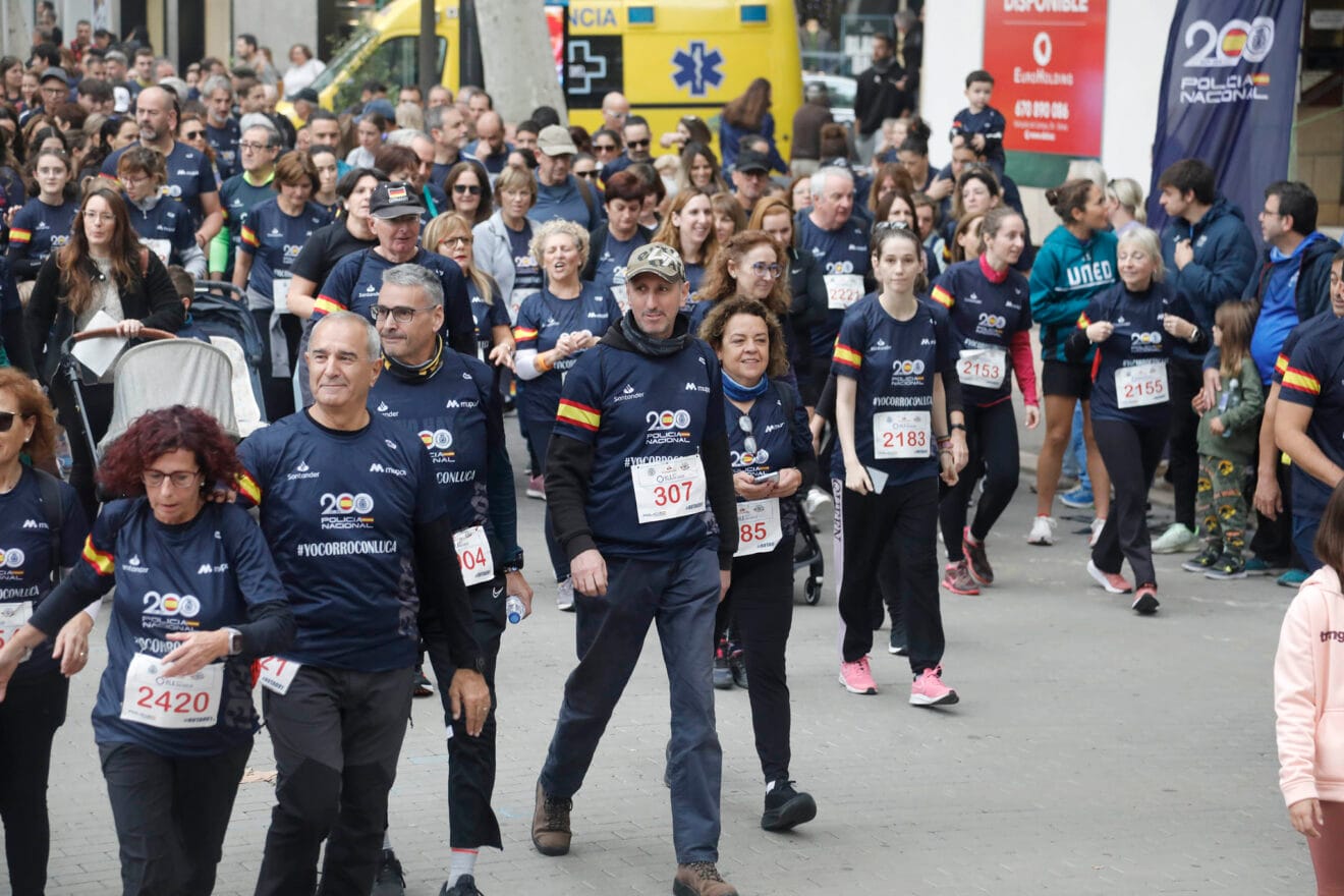 Carrera de la Policía Nacional por Luca 26