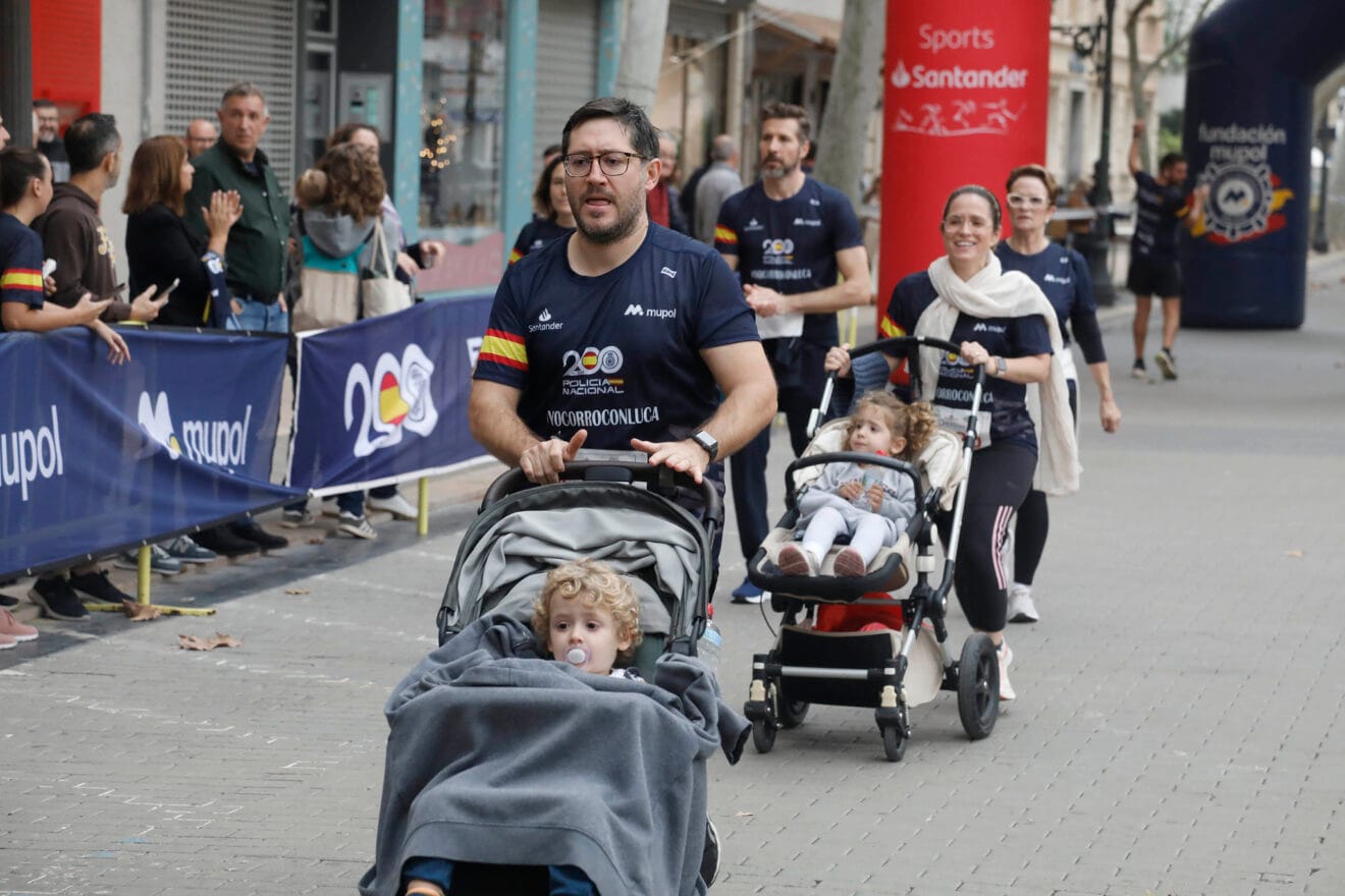 Carrera de la Policía Nacional por Luca 94