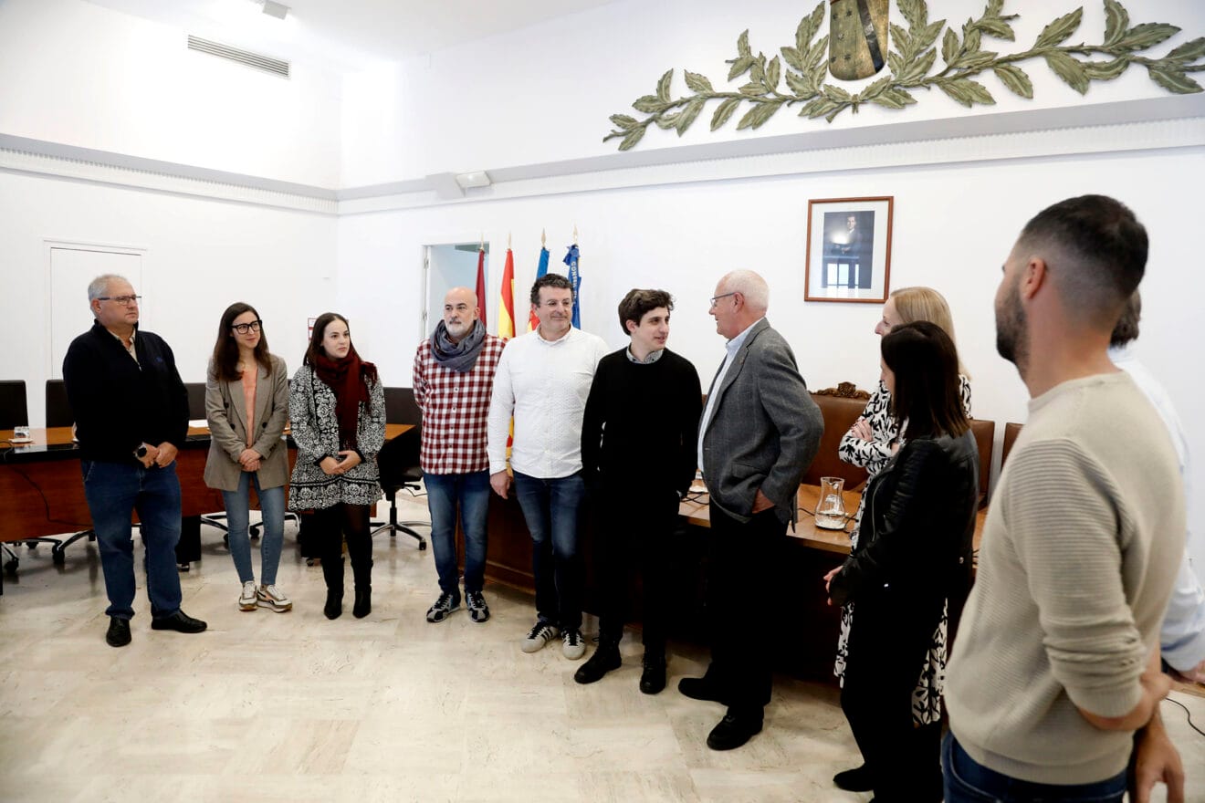 Óscar Lasarte es recibido en el Ayuntamiento 04