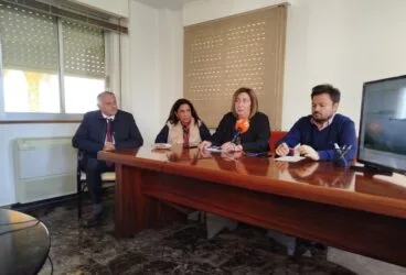 Pepa Font, Marc García y representantes de Liquas