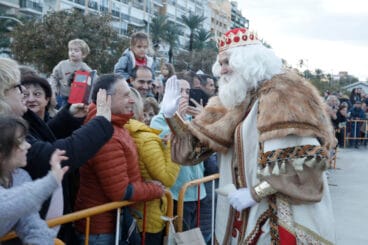 Cabalgata SS MM Los Reyes de Oriente en Dénia 2025 (24)