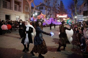 Cabalgata SS MM Los Reyes de Oriente en Dénia 2025 (42)