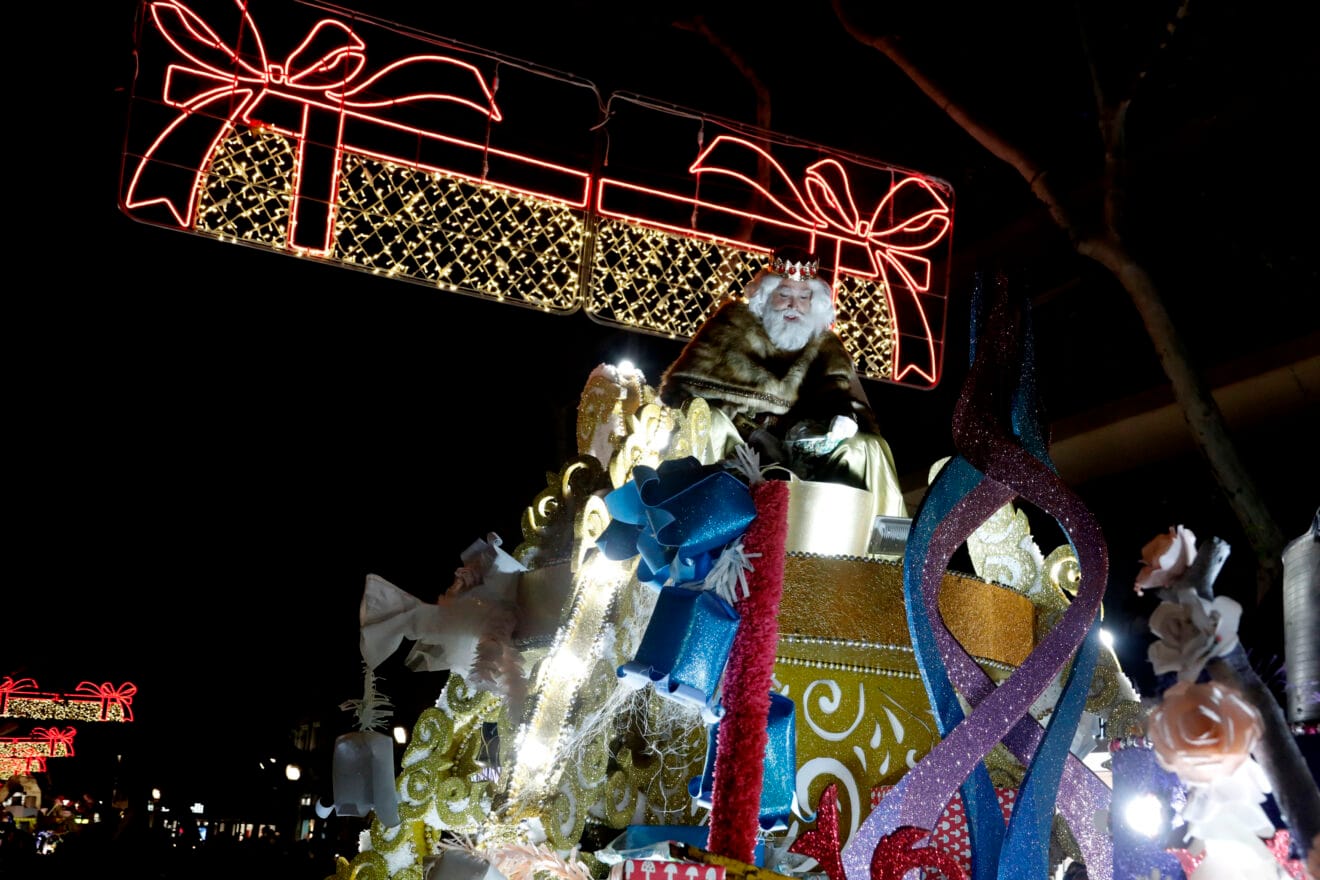 Cabalgata SS MM Los Reyes de Oriente en Dénia 2025 (57)