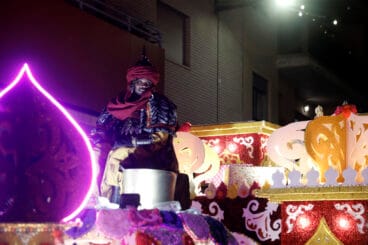 Cabalgata SS MM Los Reyes de Oriente en Dénia 2025 (74)