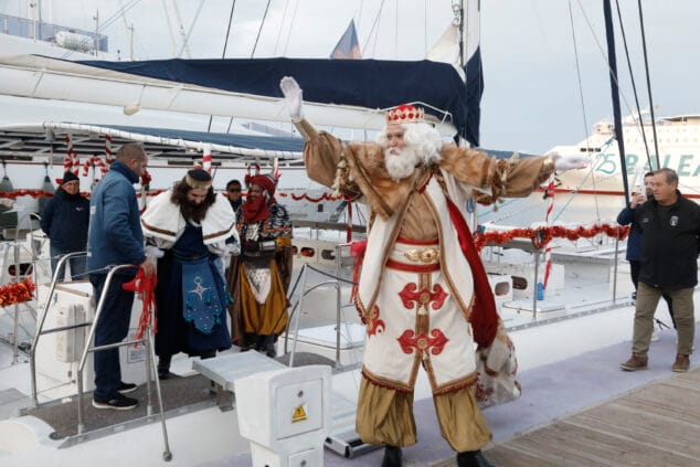 cabalgata ss mm los reyes de oriente en denia 2025 8