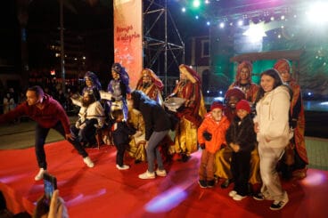 Cabalgata SS MM Los Reyes de Oriente en Dénia 2025 (95)