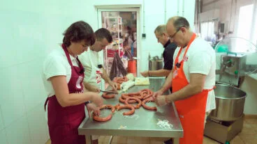 xarcuters artesanals de gata de gorgos al documental sobre la sobrassada de la marina