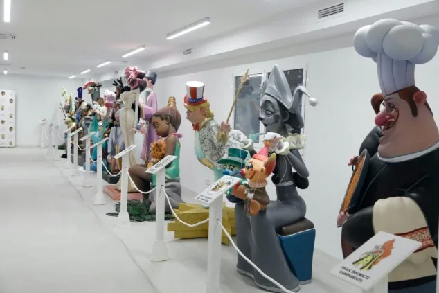 Bild: Ninot 2025 Ausstellung im Museu Fester in Dénia