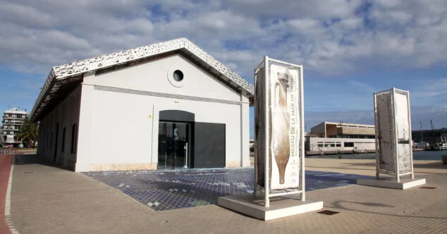 Imagen: Exterior del Museu de la Mar de Dénia