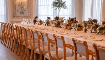 gedeckter Tisch für einen besonderen Anlass