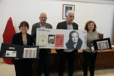 Presentación del sello de Maria Ibars en Dénia