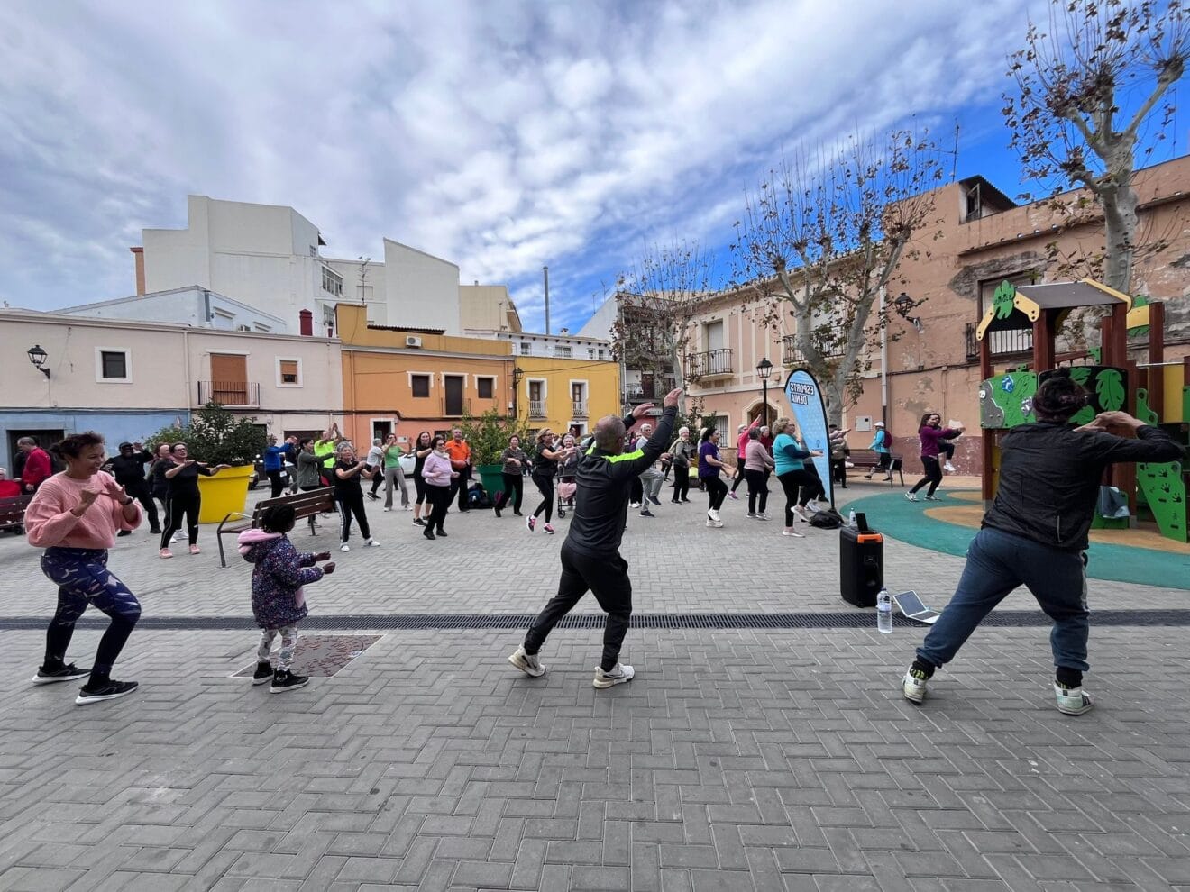 Primera sesión de Esports al Barri de Dénia