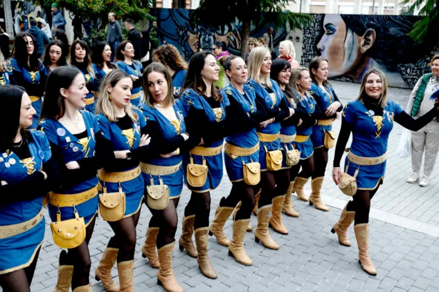 Así se vivió el Mig Any de Moros y Cristianos de Dénia: todas las fotos de las filaes 19 desfiler de mig any de denia 2025 19