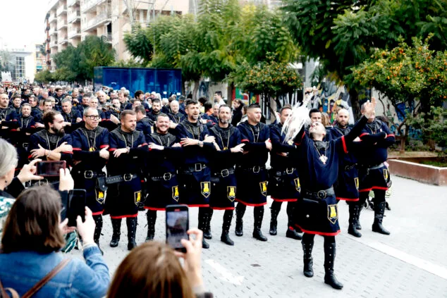 Así se vivió el Mig Any de Moros y Cristianos de Dénia: todas las fotos de las filaes 22 desfiler de mig any de denia 2025 22