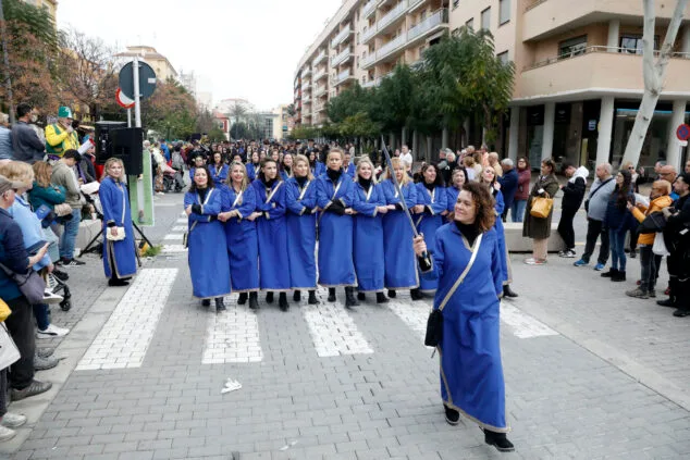 Así se vivió el Mig Any de Moros y Cristianos de Dénia: todas las fotos de las filaes 43 desfiler de mig any de denia 2025 43