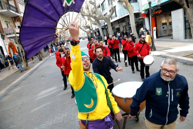 Así se vivió el Mig Any de Moros y Cristianos de Dénia: todas las fotos de las filaes 83 desfiler de mig any de denia 2025 84