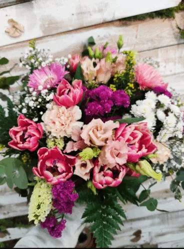 El arte floral en su máxima expresión: arreglos personalizados