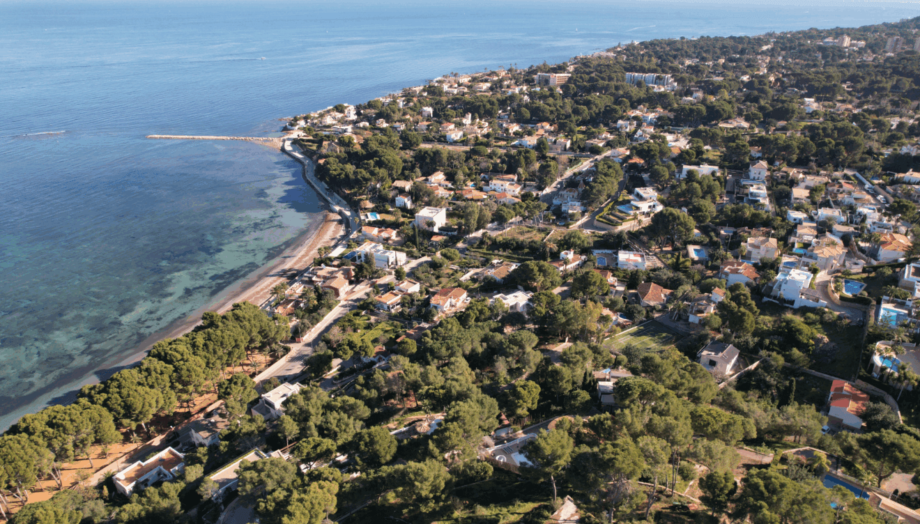 Les Rotes, un paraíso natural de calas y aguas cristalinas