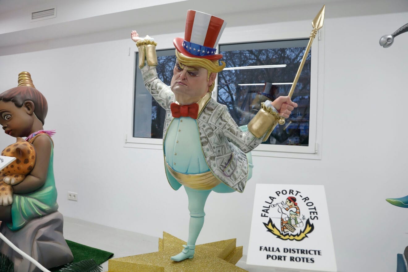 Ninot 2025 de la falla Port Rotes