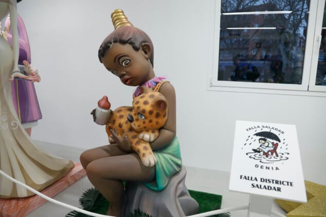 ninot 2025 de la falla saladar 1