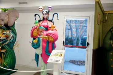 Ninot indultat 2026 de la falla París Pedrera