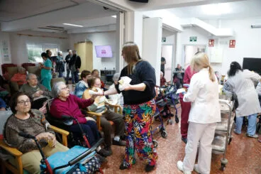 Visita a la residencia de las Fallas de Dénia 1