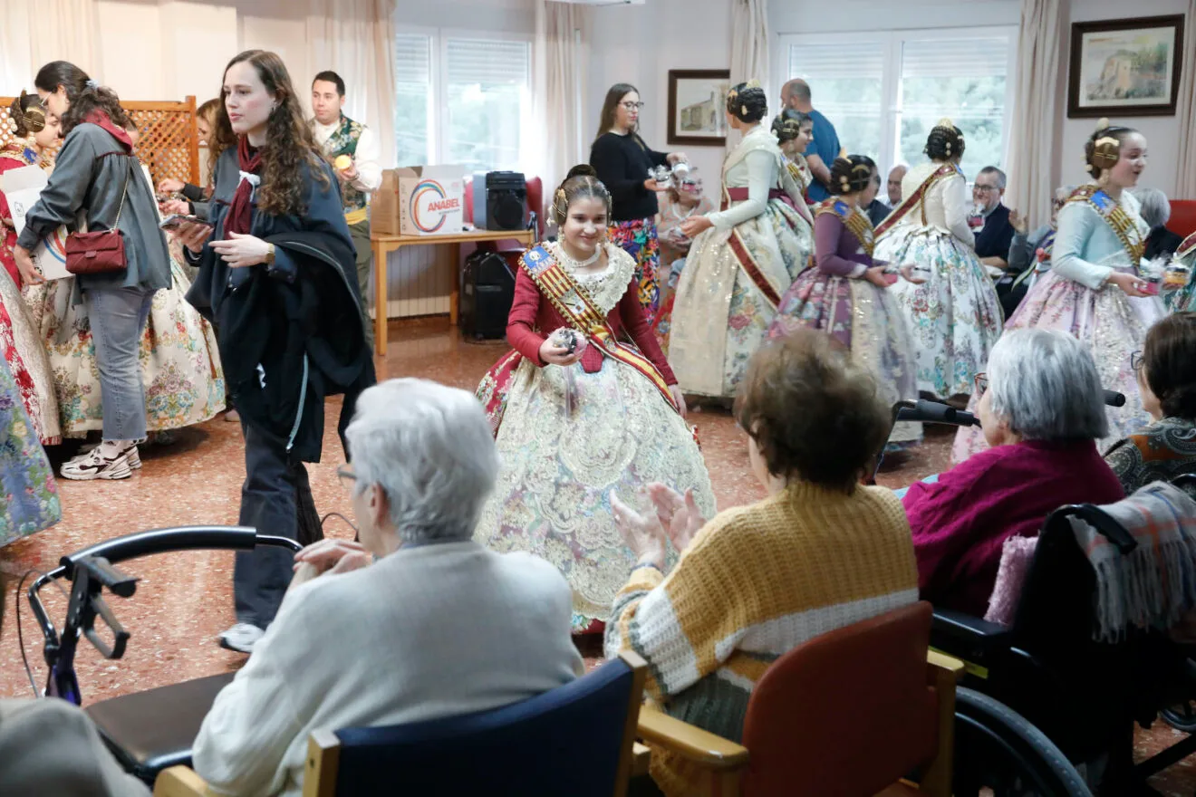 Visita a la residencia de las Fallas de Dénia 8