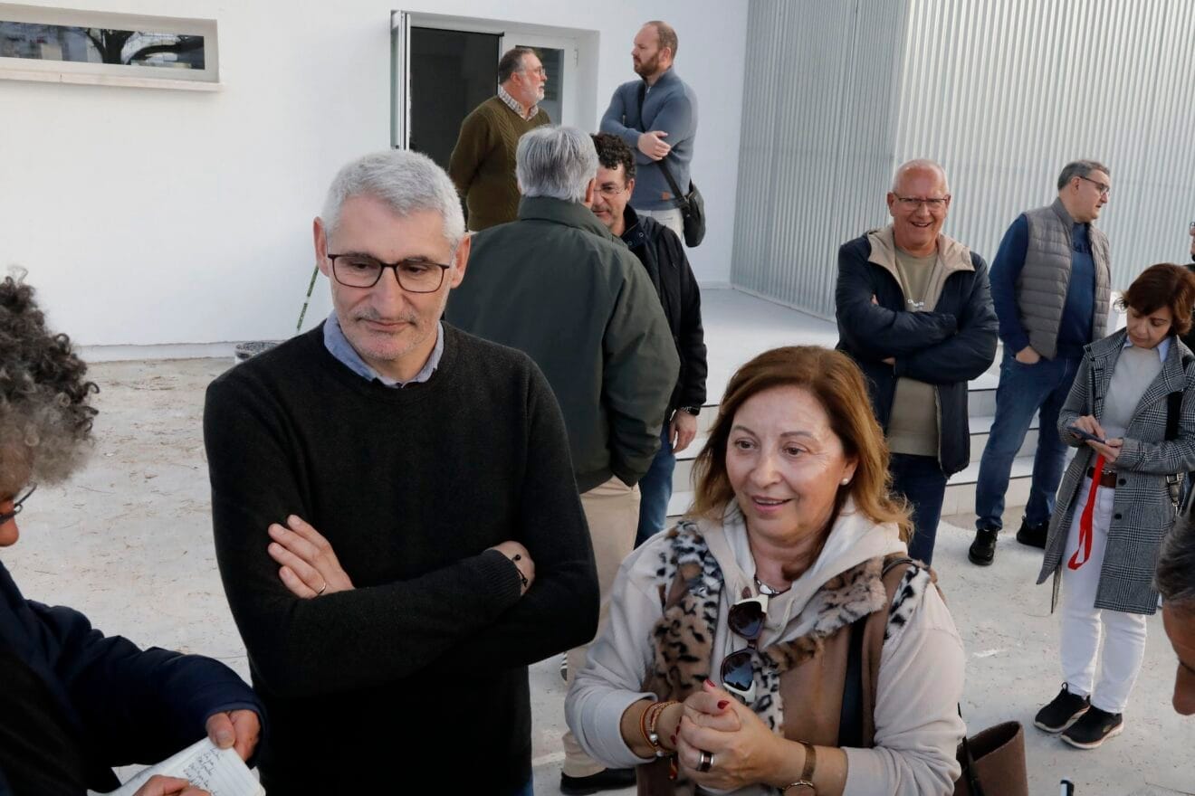 El presidente de la JLF junto a la presidenta de la FEMMICC