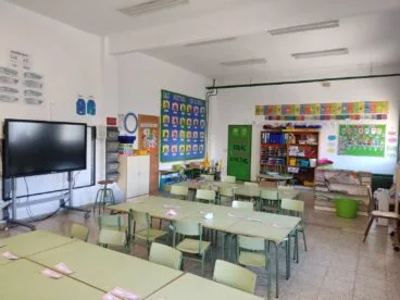 aula de un centro educativo de la marina alta archivo