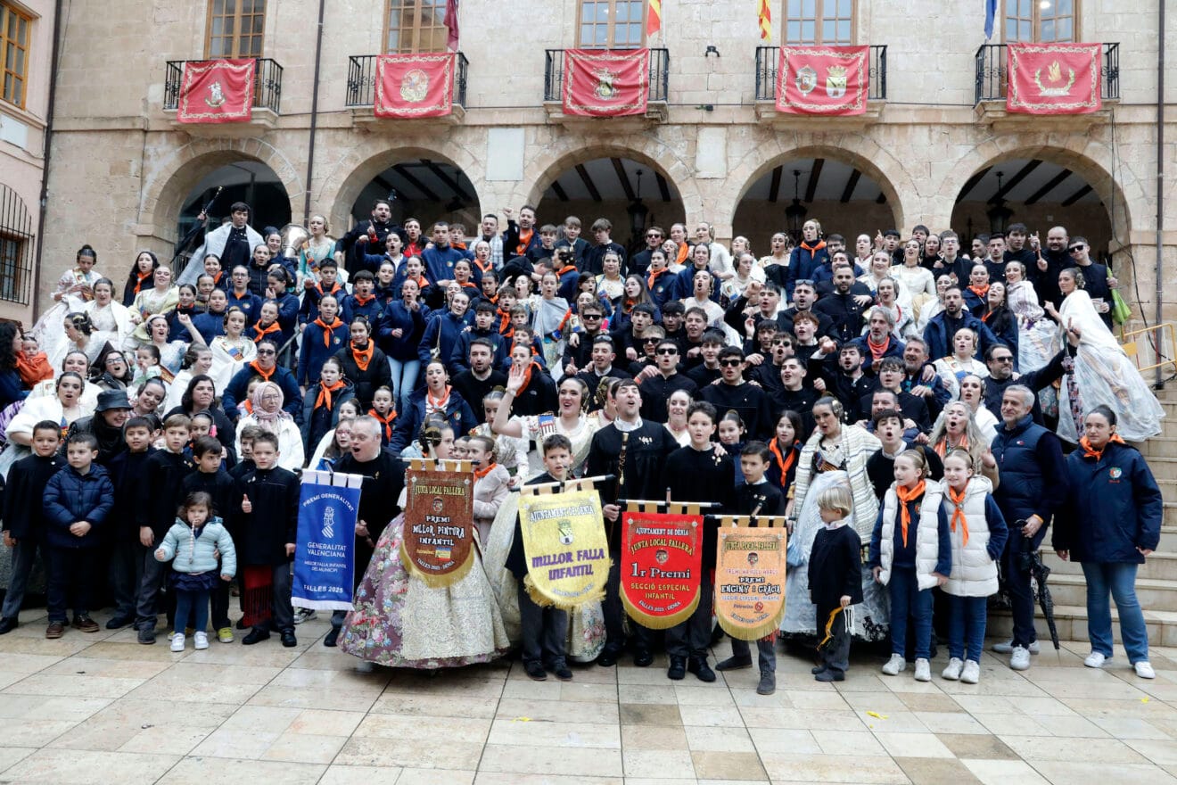 Entrega de premios infantiles de las Fallas de Dénia 2025 80