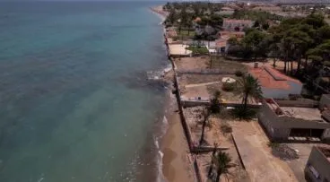 estado de la playa blay beach de denia en les marines