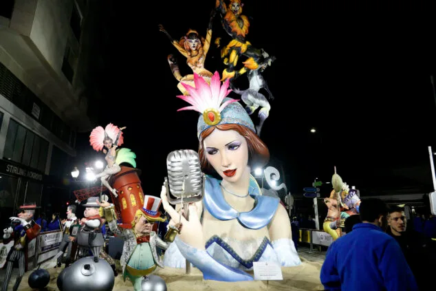 Imagen: Falla Port-Rotes 2025, de noche