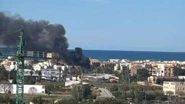 Gran columna de humo del incendio de Dénia | Foto RRSS
