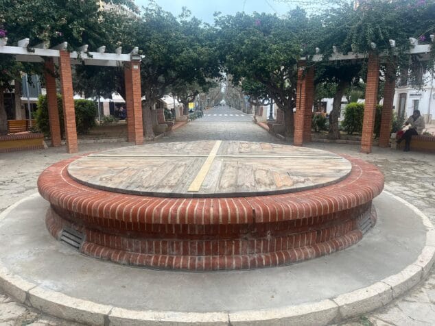 la fuente de la glorieta nuevamente oculta