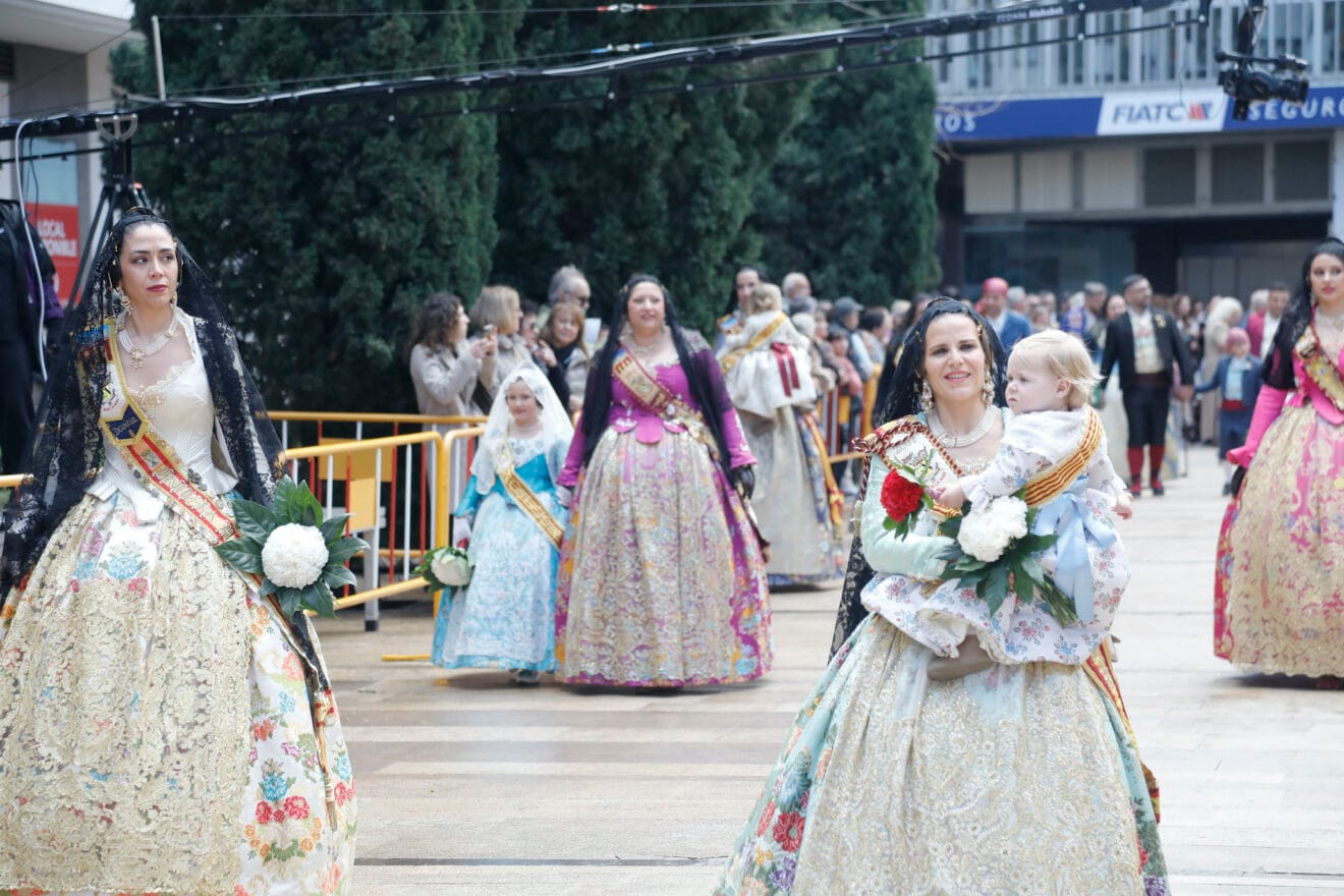 Ofrenda de flores de las Fallas de Dénia 2025 146
