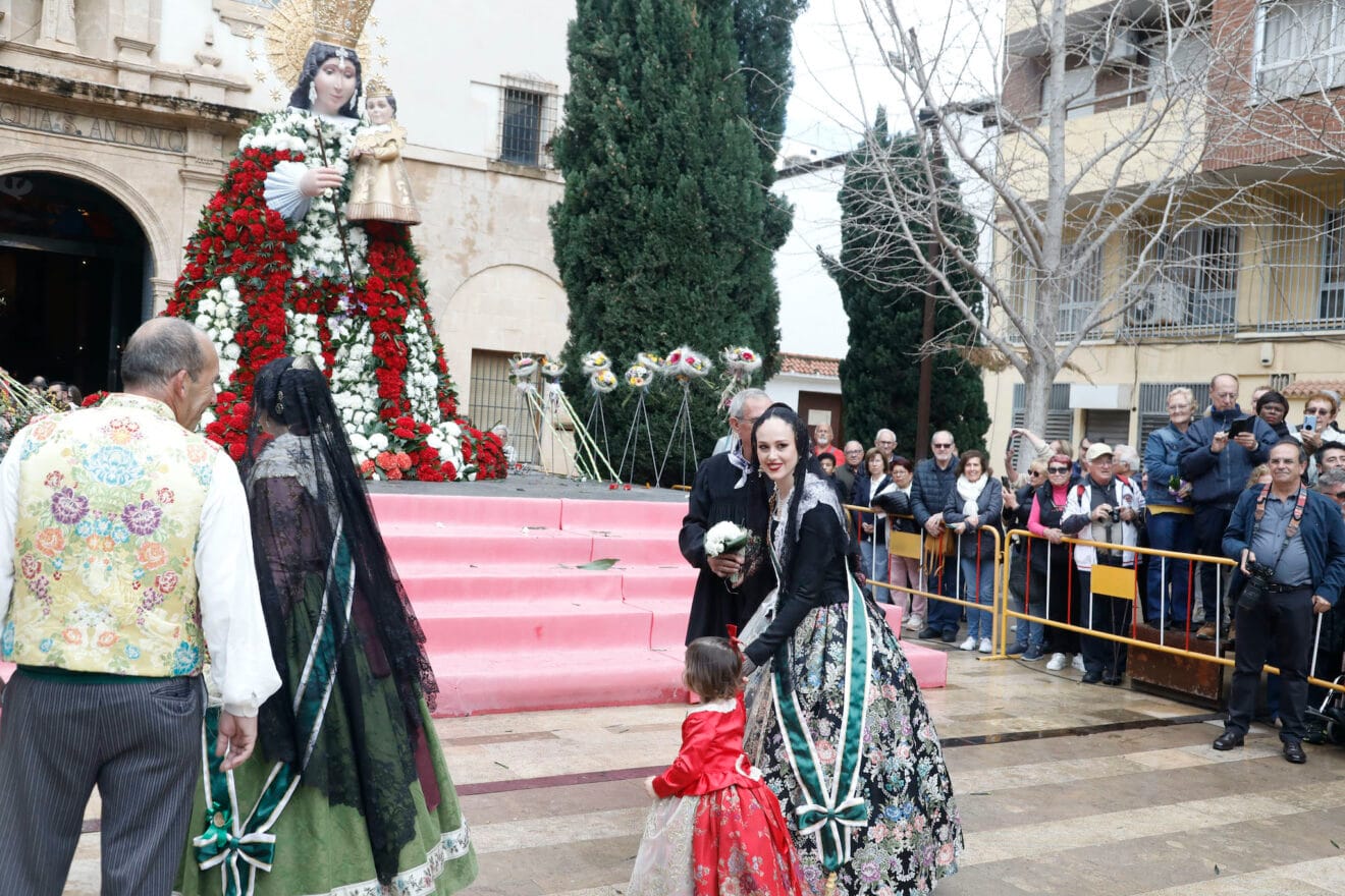Ofrenda de flores de las Fallas de Dénia 2025 158