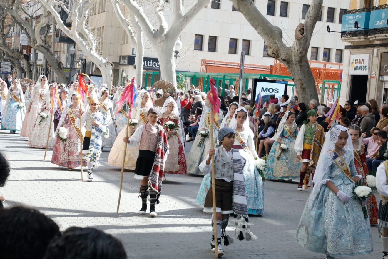 Ofrenda de flores de las Fallas de Dénia 2025 17