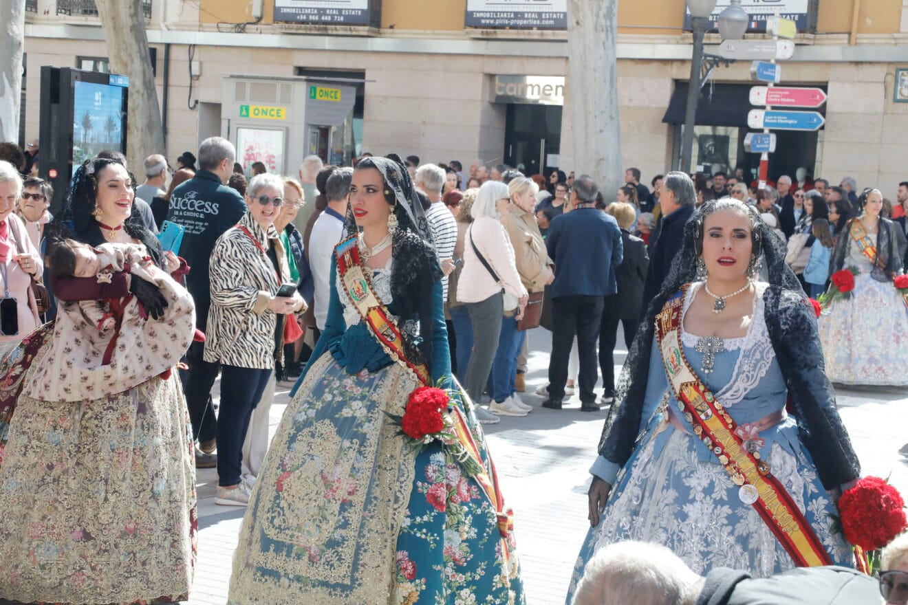 Ofrenda de flores de las Fallas de Dénia 2025 32