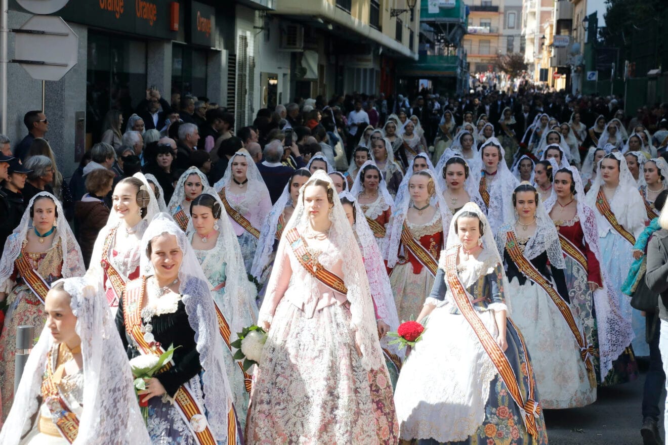 Ofrenda de flores de las Fallas de Dénia 2025 40