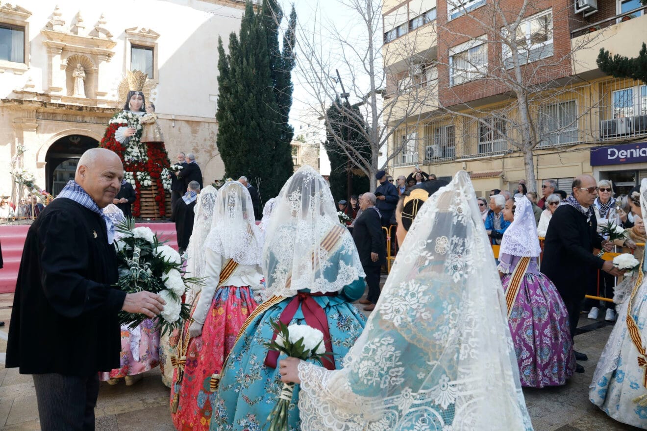 Ofrenda de flores de las Fallas de Dénia 2025 62