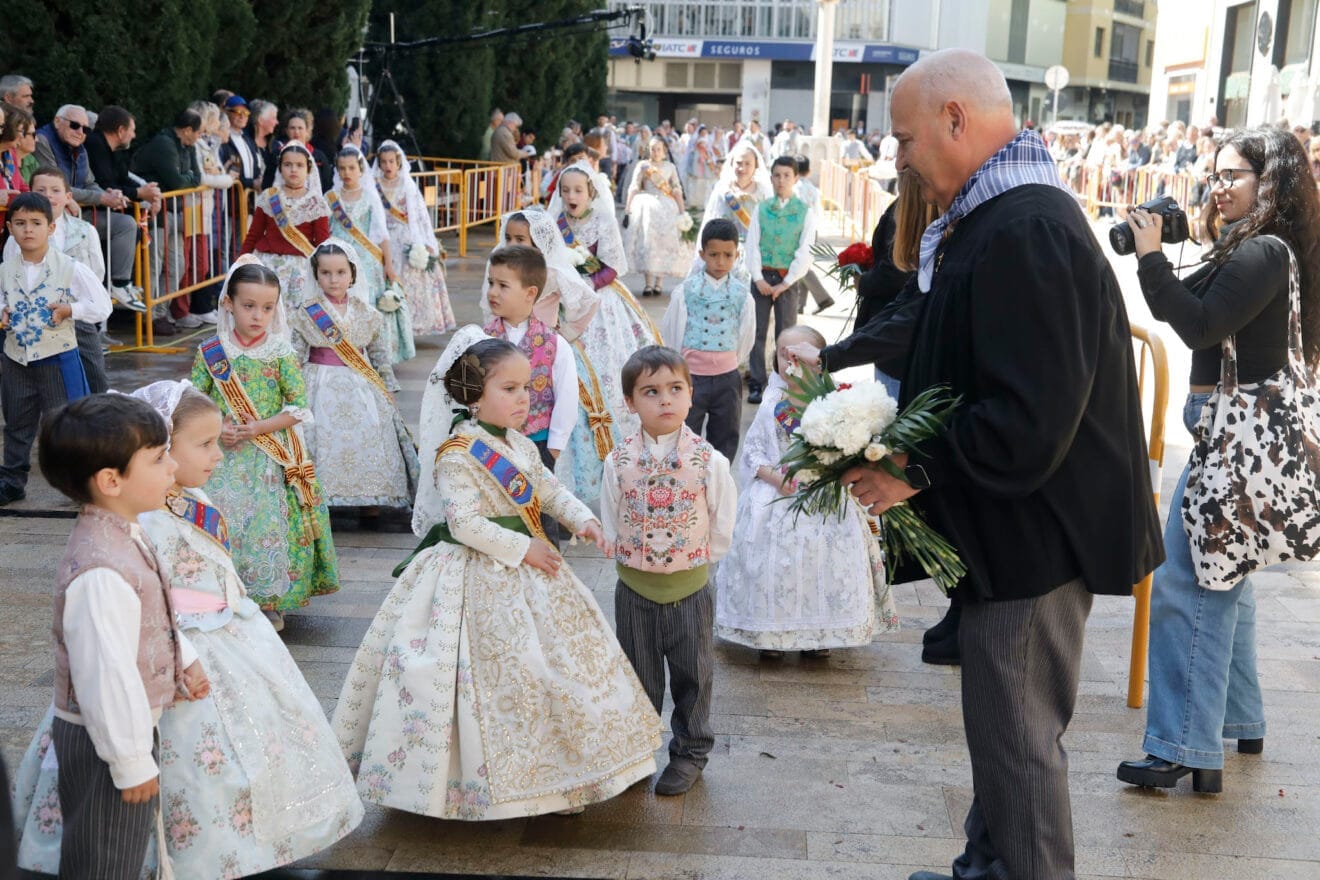 Ofrenda de flores de las Fallas de Dénia 2025 96