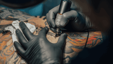 sigue los consejos de los especialistas antes de hacerte un tatuaje