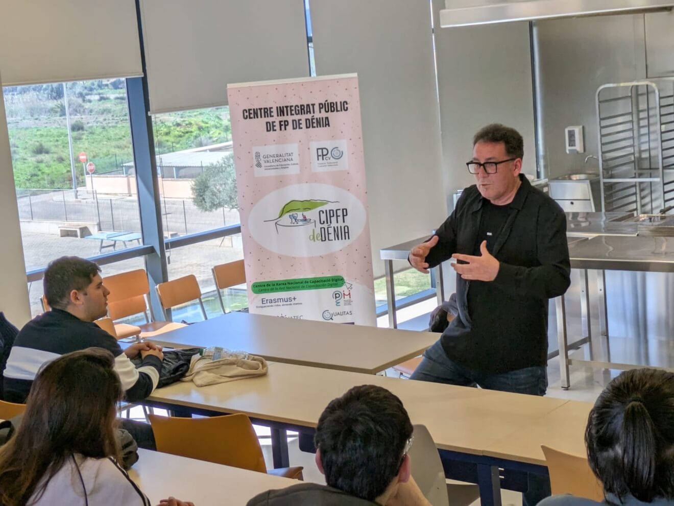 Visita al CIPFP del chef Miquel Ruiz