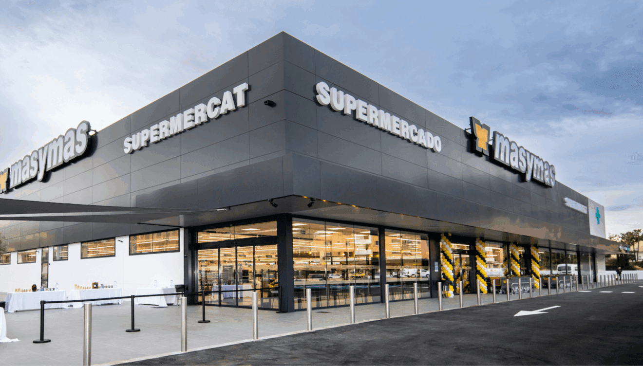 Vista exterior del nuevo supermercado Masymas en Dénia