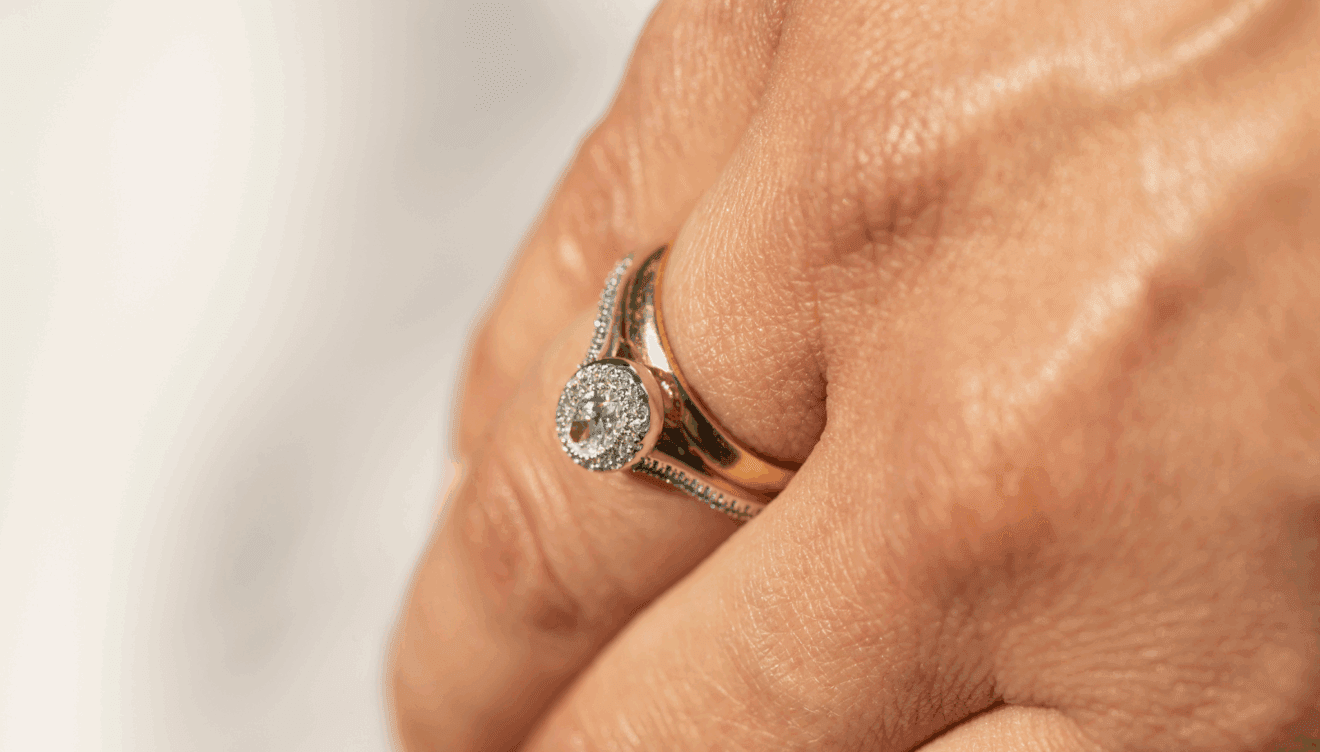 Anillos con piedras preciosas