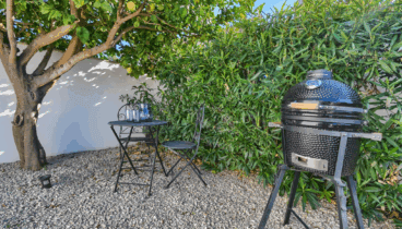 Barbacoa junto a la terraza