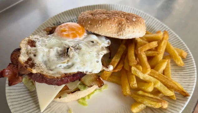Imagen: Bocadillos, platos combinados y más en Bar Cafetería Frau