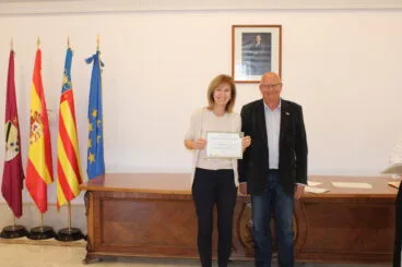Entrega diplomas del proyecto de transición ecológica de Turismo Dénia (15)